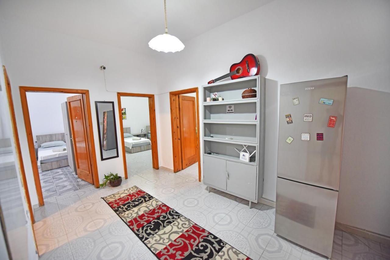 12 B&B Shkodër Екстериор снимка